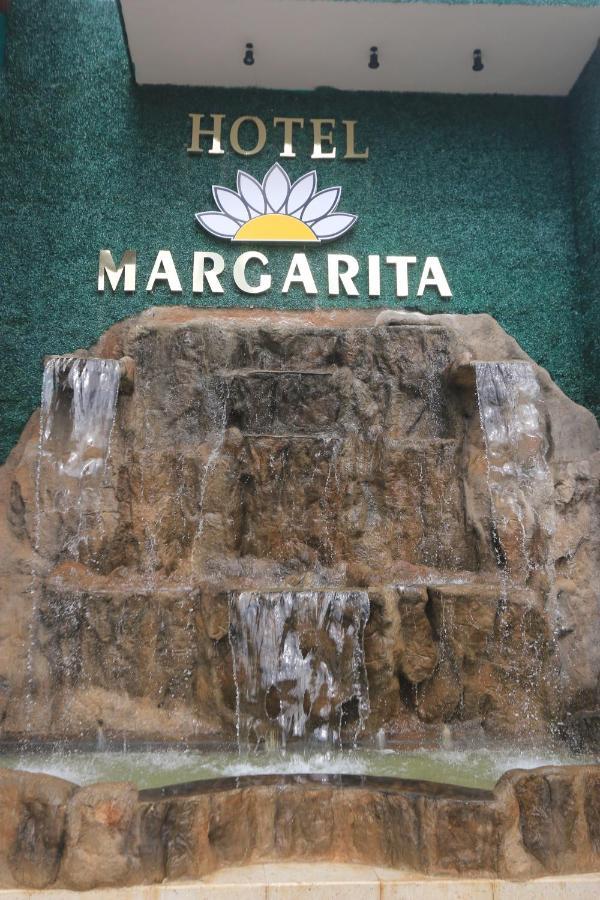 Hotel Margarita บากาลาร์ ภายนอก รูปภาพ