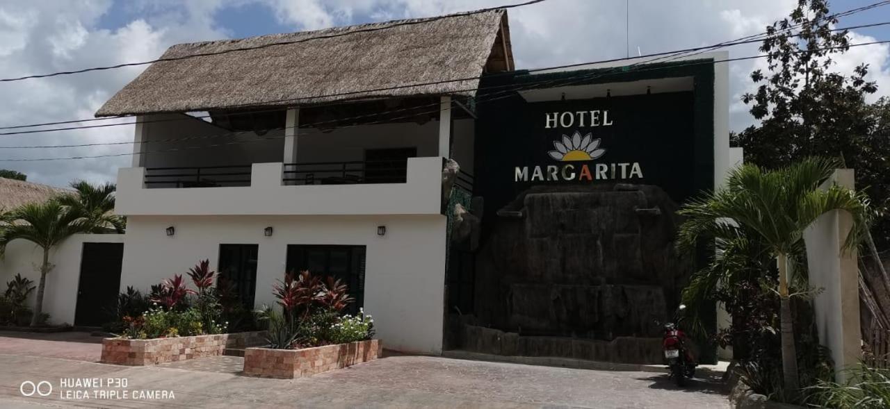Hotel Margarita บากาลาร์ ภายนอก รูปภาพ